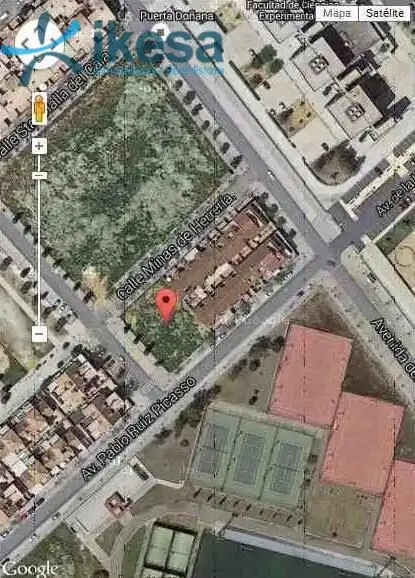 Residencial en venta en Nuevo Parque - Los Rosales - Tráfico Pesado