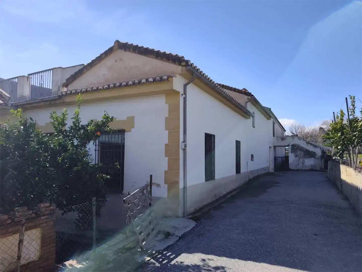 Vista exterior de Finca rústica en venda en Granada amb Jardí privat, Traster i Piscina