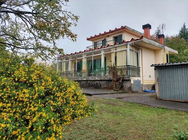 Detached house with balcony for sale in Ventiun