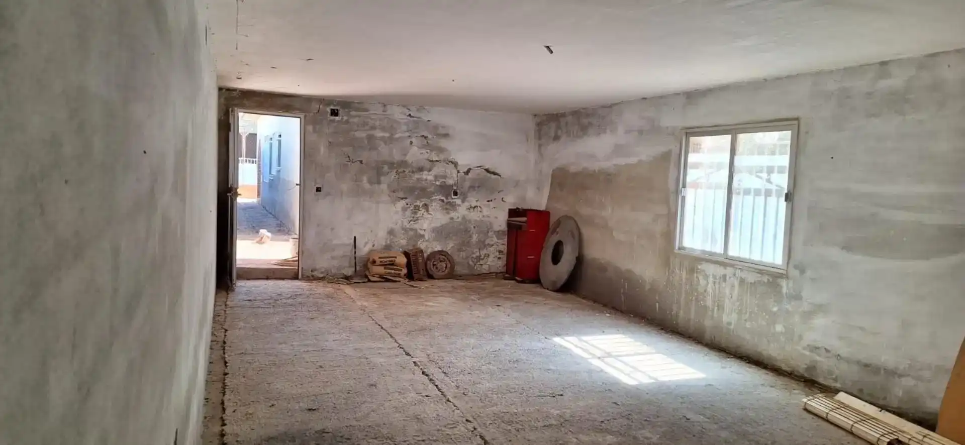 Piso en venta en Fuente-Tójar con Jardín privado, Trastero y Amueblado