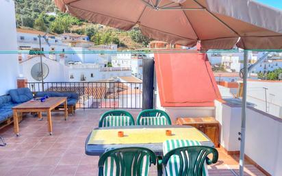 Country house for sale in Sayalonga