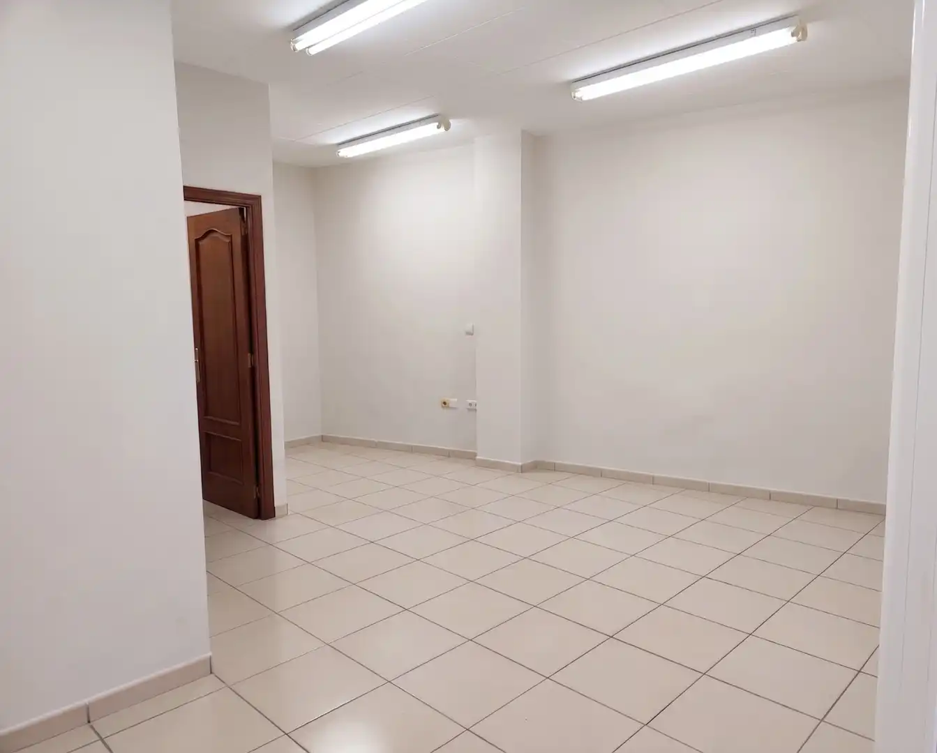 Business premises for sale in La Seu d'Urgell, imagen 2
