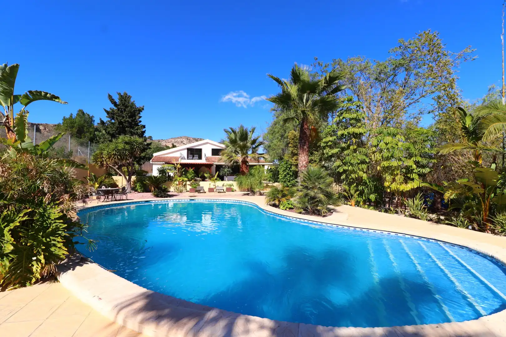 Casa rustica con piscina in vendita a Pedanías Oeste