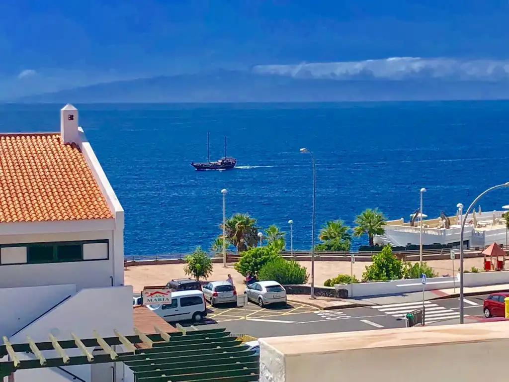 Vista exterior de Piso en venta en Adeje con Aire acondicionado, Terraza y Amueblado