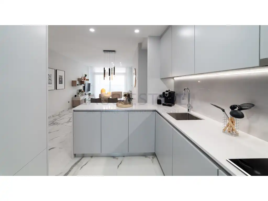 Piso con ascensor en venta en Avenida Puerto Rico, imagen 3