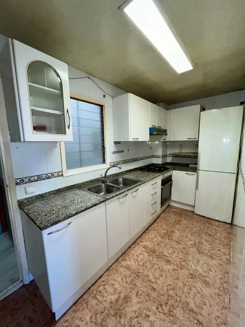 Piso con terraza en venta en Carrer de Dolores Ibarruri, imagen 6