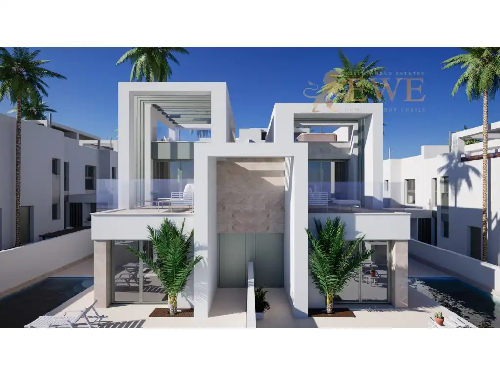 House for sale in Calle Leon