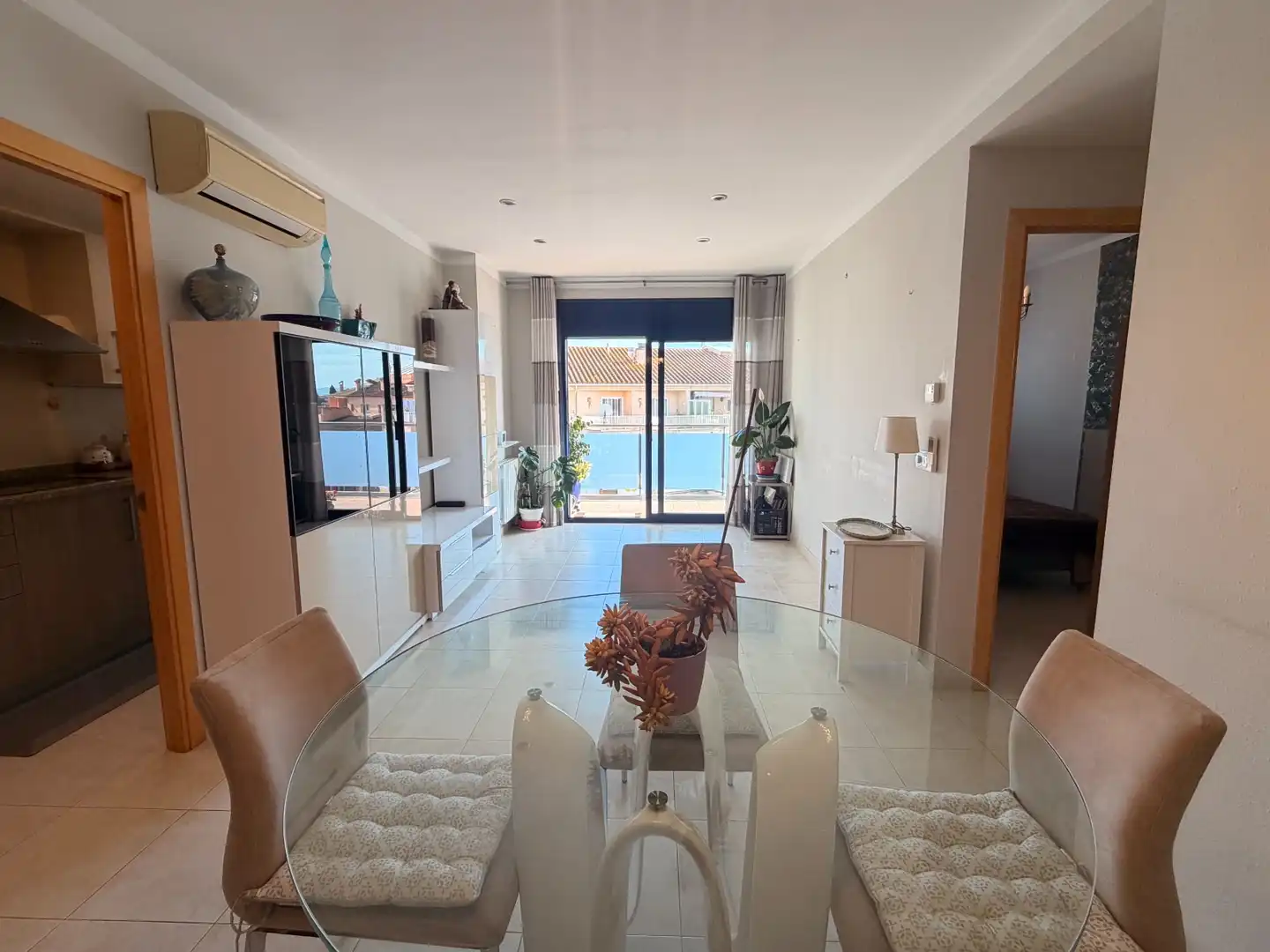 Esszimmer von Maisonette zum Verkauf in L'Escala mit Klimaanlage, Heizung und Terrasse
