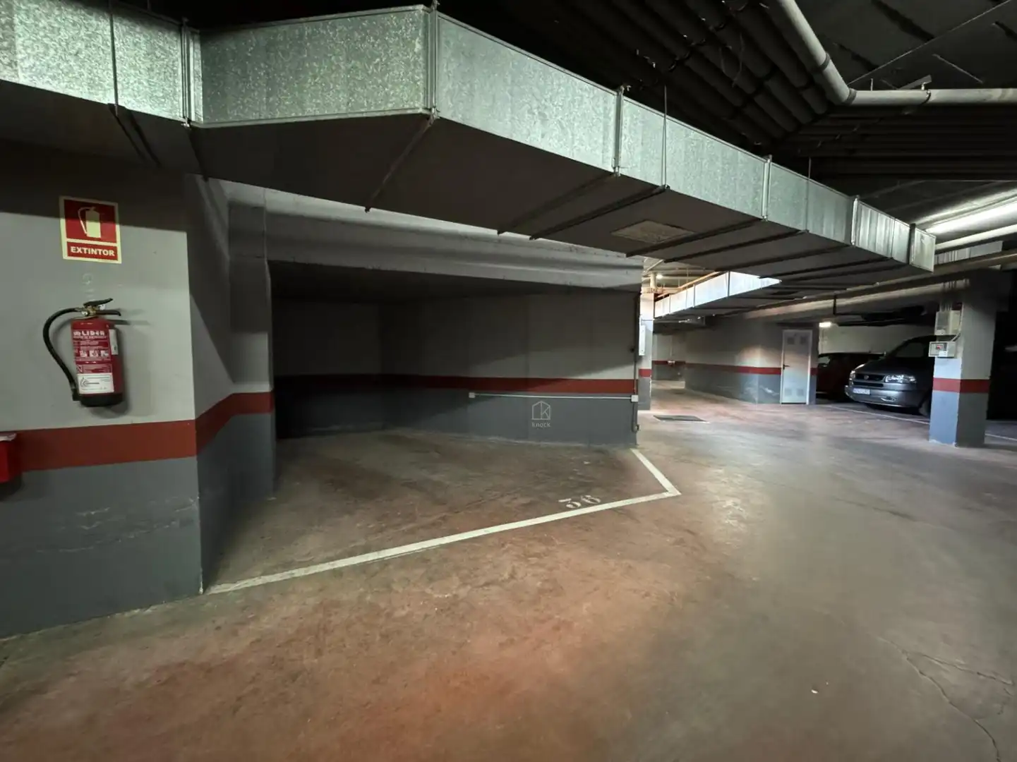 Parking de Piso en venta en Parres con Calefacción, Jardín privado y Trastero