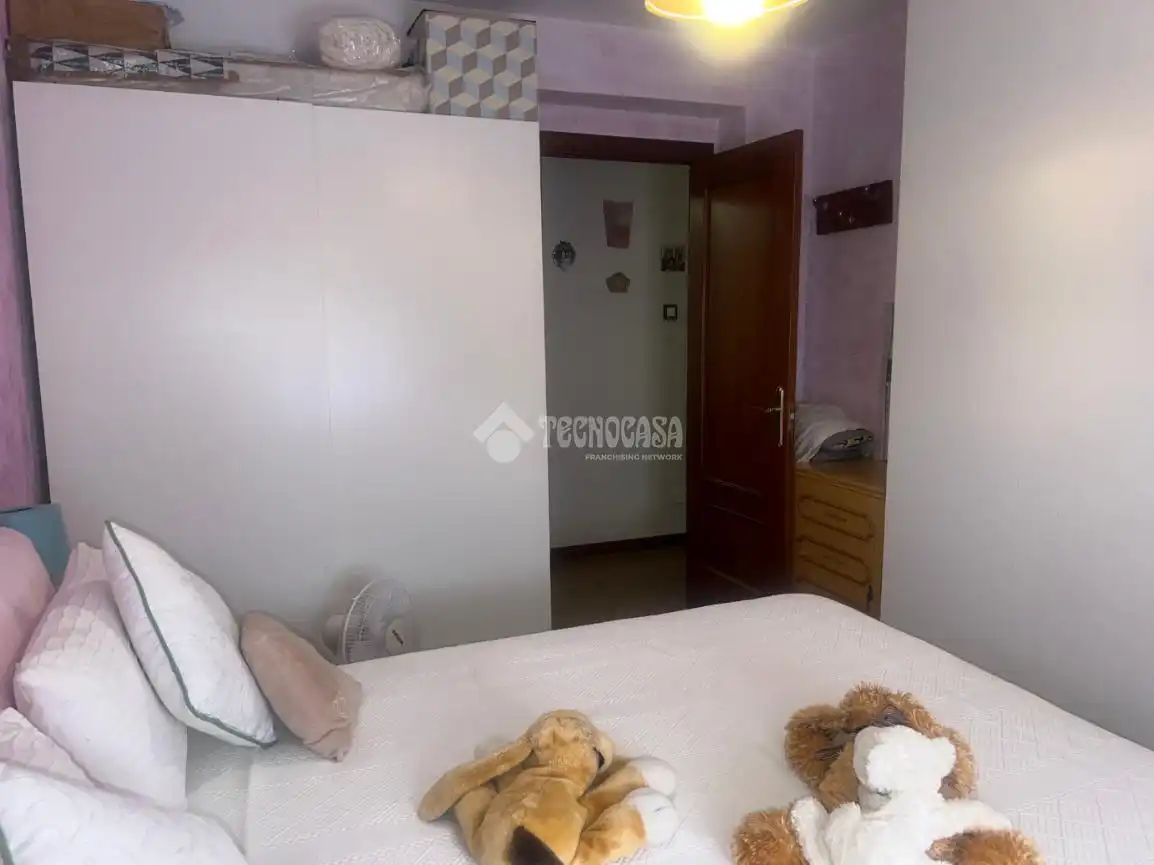 Dormitori de Pis en venda en Madrid amb Calefacció i Parquet