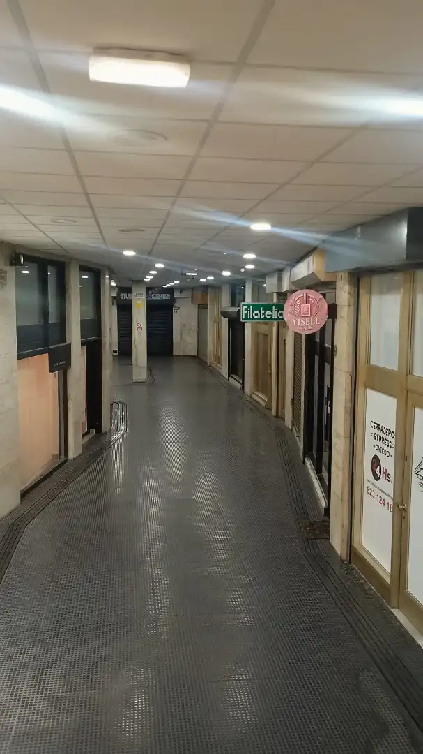Local comercial de lloguer a Calle Gil de Jaz 3, imagen 19