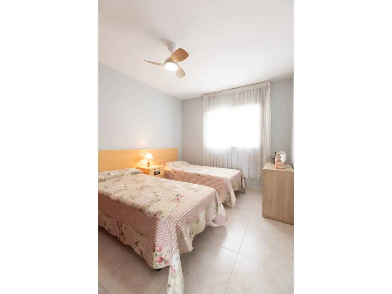 Bedroom of Flat for sale in Cambrils  with Air Conditioner, Terrace and Furnished