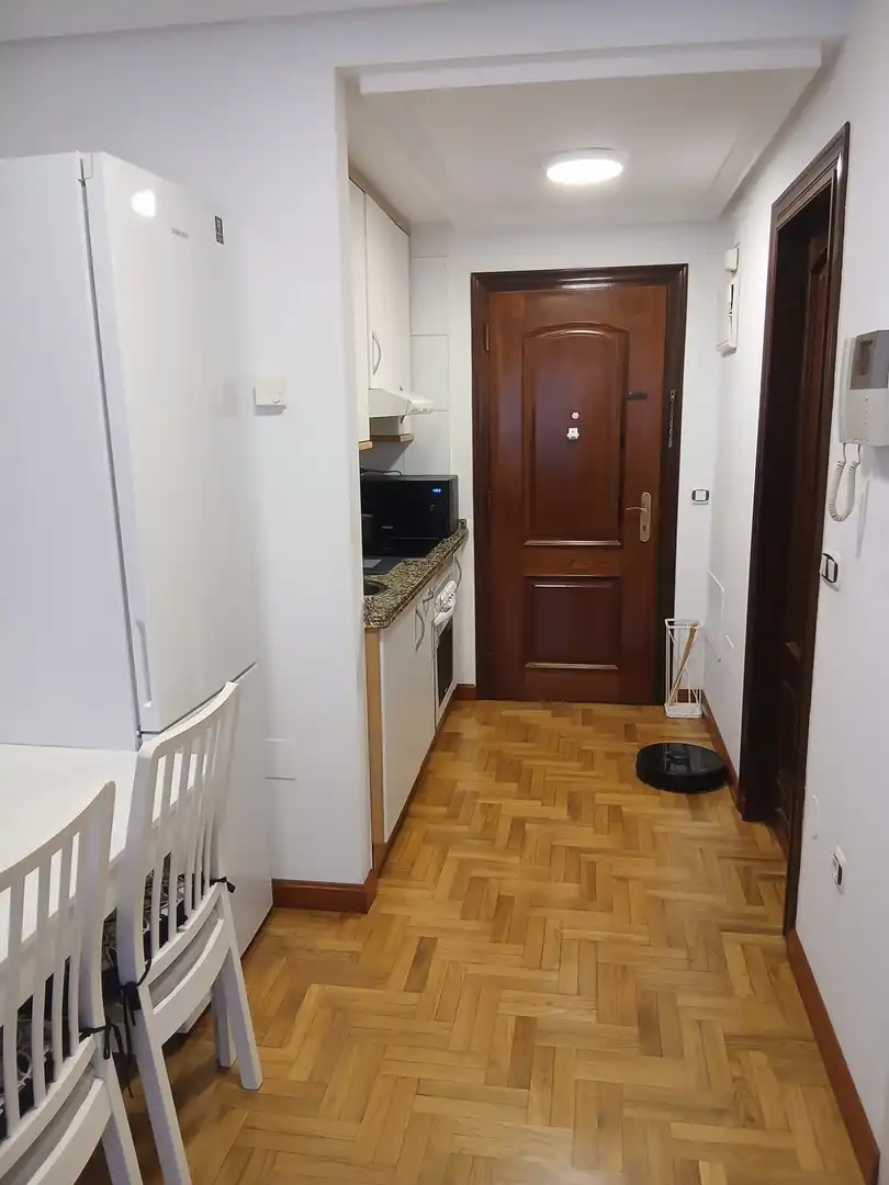 Küche von Wohnung zur Miete in Gijón  mit Heizung und Parkett