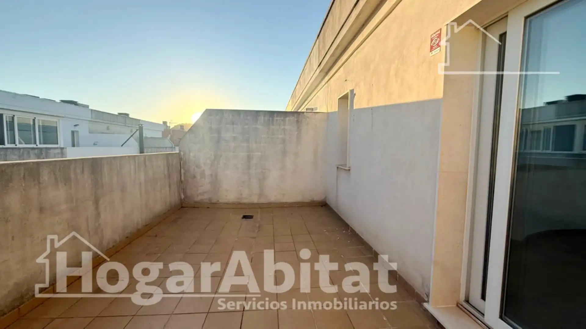 Adossat amb terrassa en venda a Calle les Germanías, imagen 10