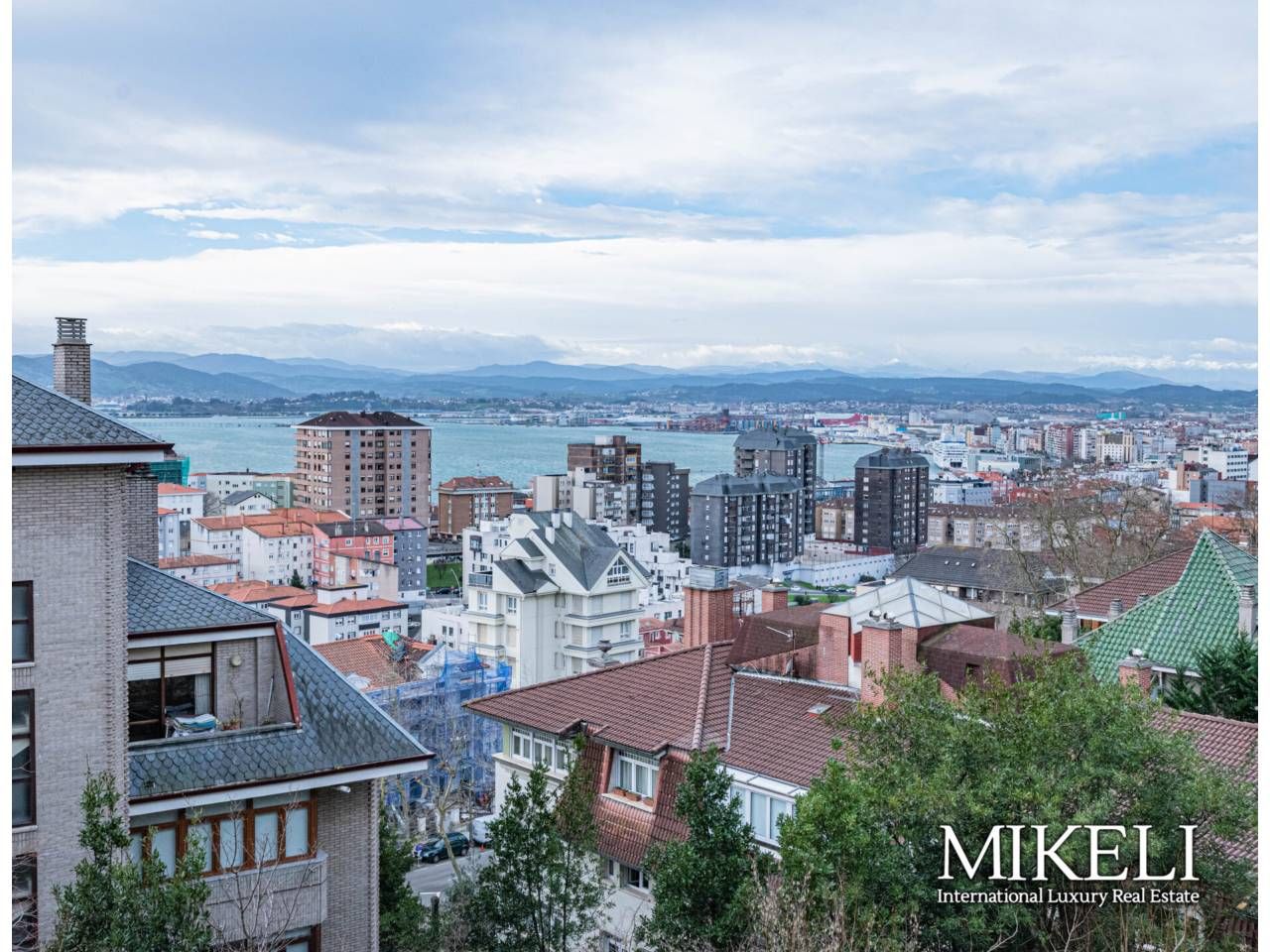 Exterior view of Apartment to rent in Santander  with Heating, Parquet flooring and Terrace