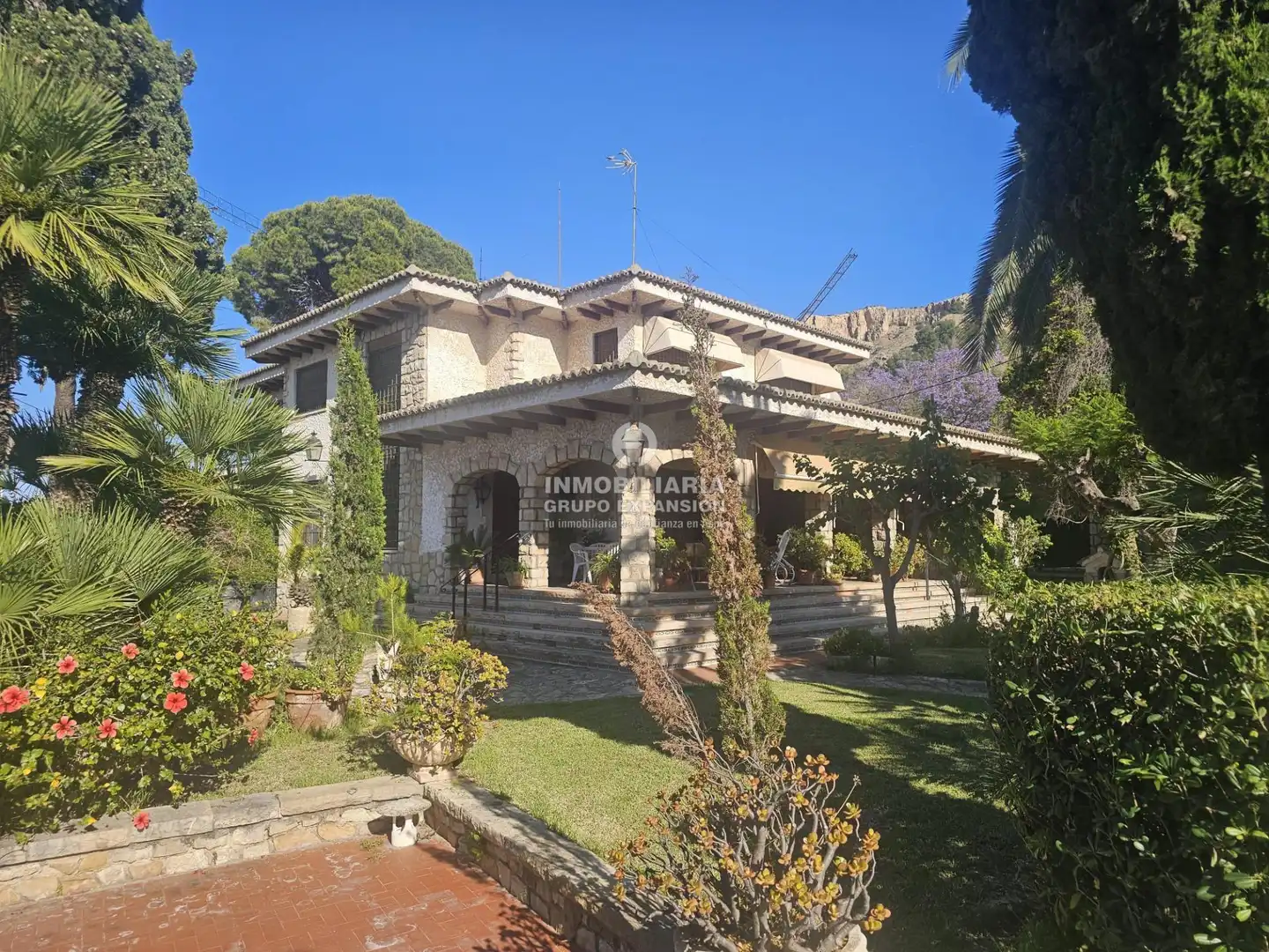 Vista exterior de Casa o chalet en venta en Alicante / Alacant con Jardín privado, Terraza y Trastero