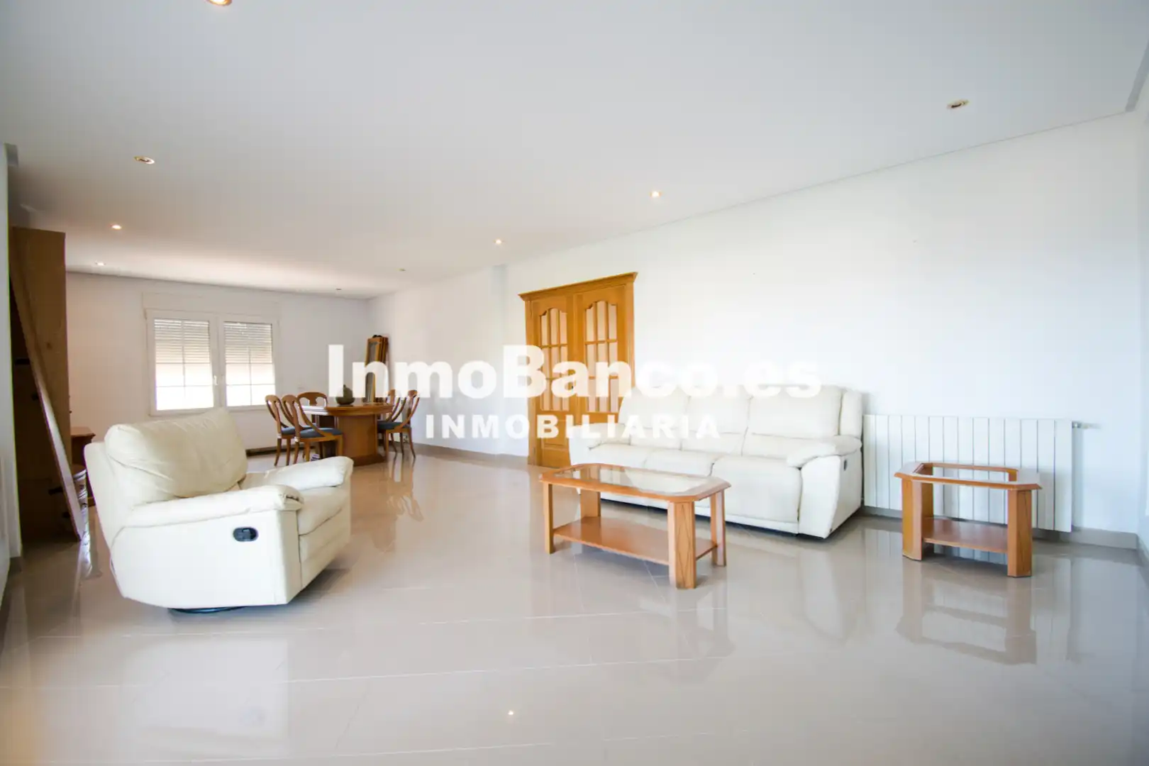 Sala de estar de Casa o chalet en venta en Chiva con Aire acondicionado, Calefacción y Jardín privado