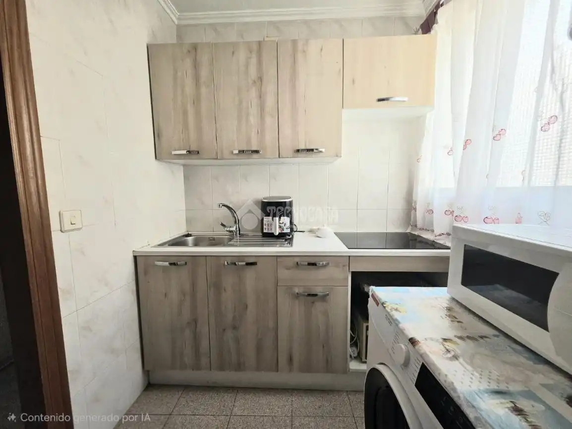 Cocina de Piso en venta en Almería con Calefacción