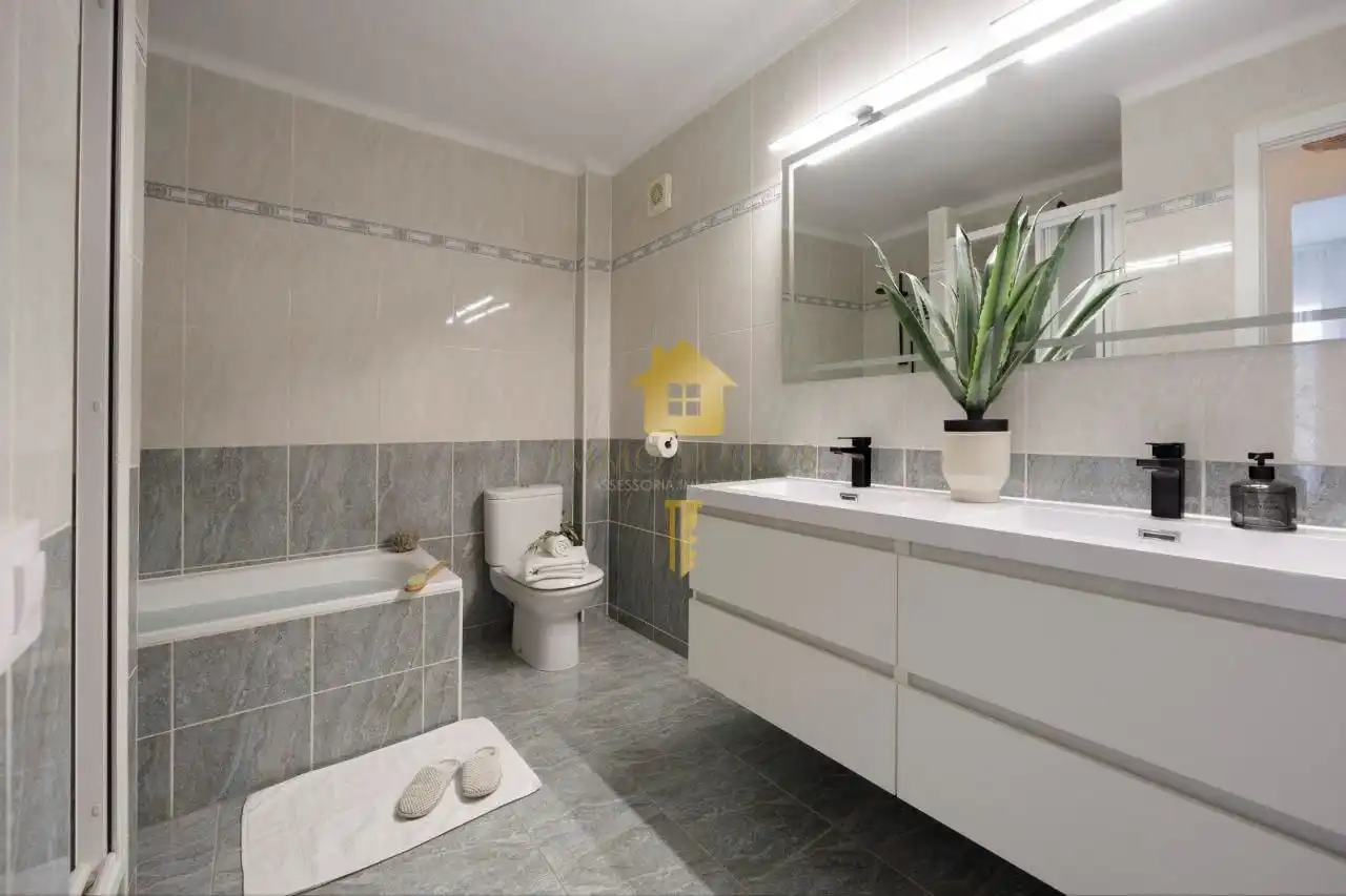 Piso en venta en Passatge Salins 4 Línea, Salins - Cavall de Mar