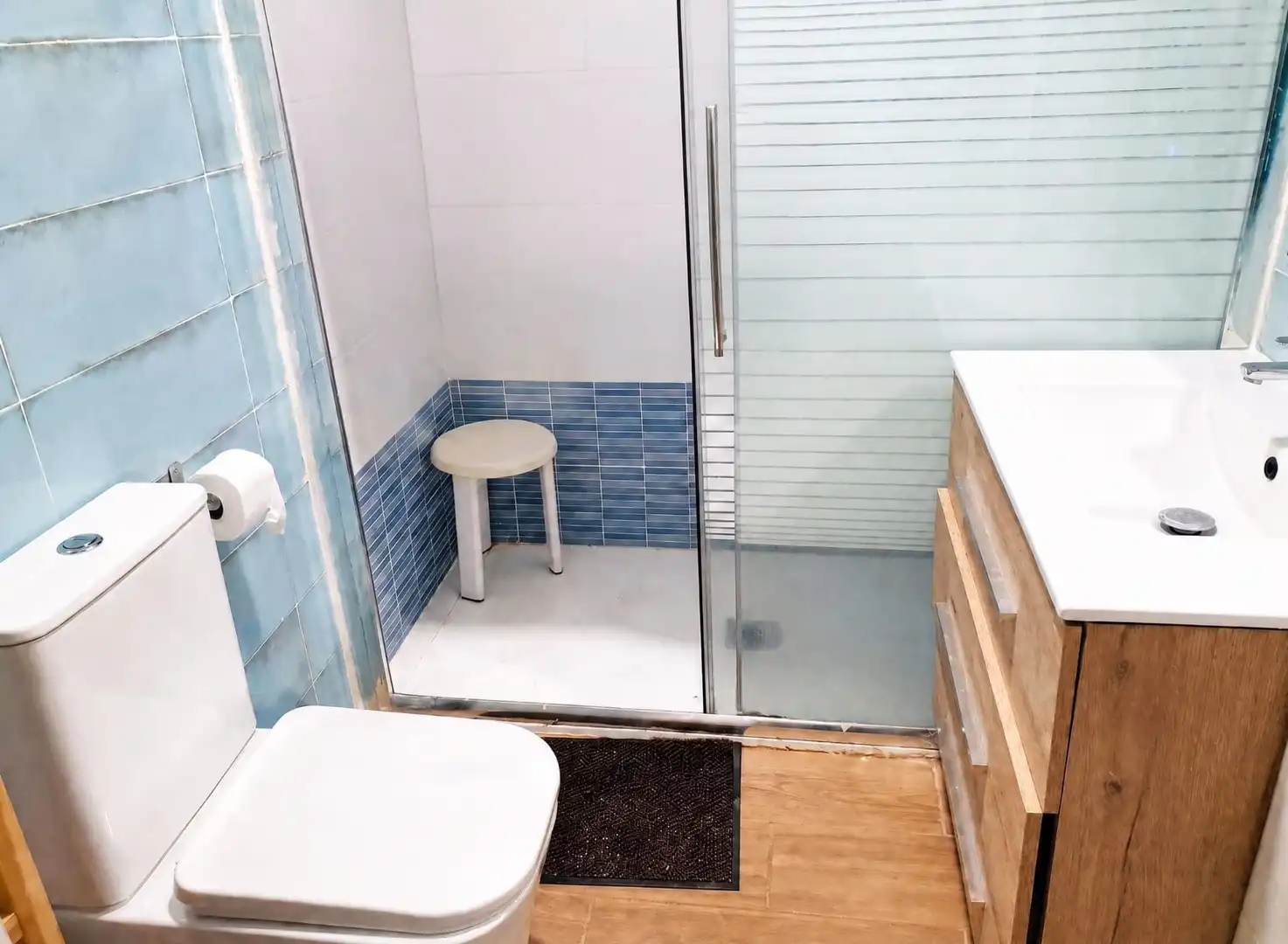 Bathroom of Houses for sale in Torrijo de la Cañada  with Private garden, Terrace and Storage room