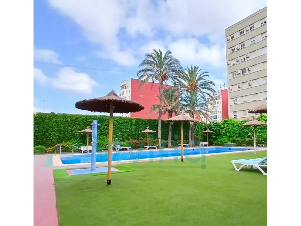 Piscina de Piso en venta en Valencia con Aire acondicionado, Jardín privado y Terraza