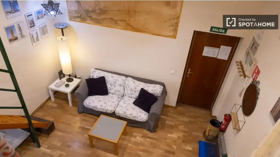 Sala d'estar de Apartament per a compartir en Madrid amb Aire condicionat, Calefacció i Terrassa