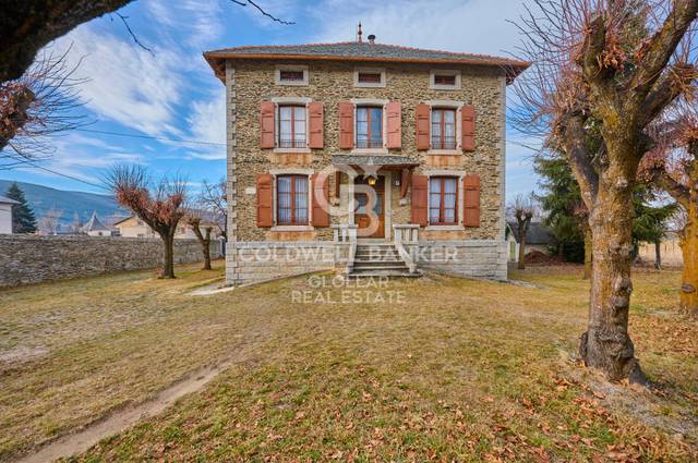 Casa-chalet en Venta en Avenue de Cerdagne en Osséja