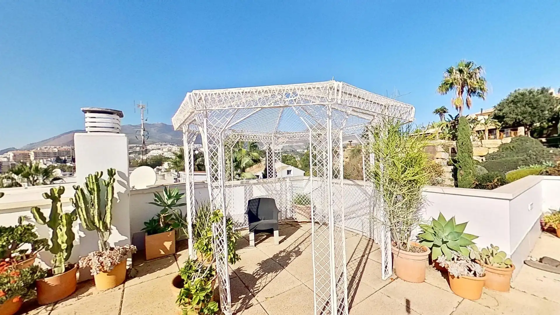 Àtic amb piscina en venda a Torrequebrada, imagen 4