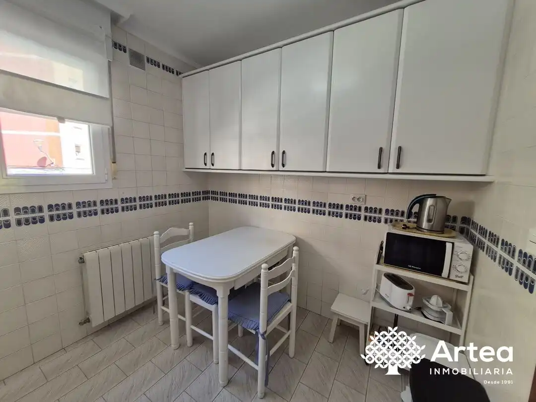 Cocina de Piso de alquiler en Bilbao  con Calefacción, Jardín privado y Terraza