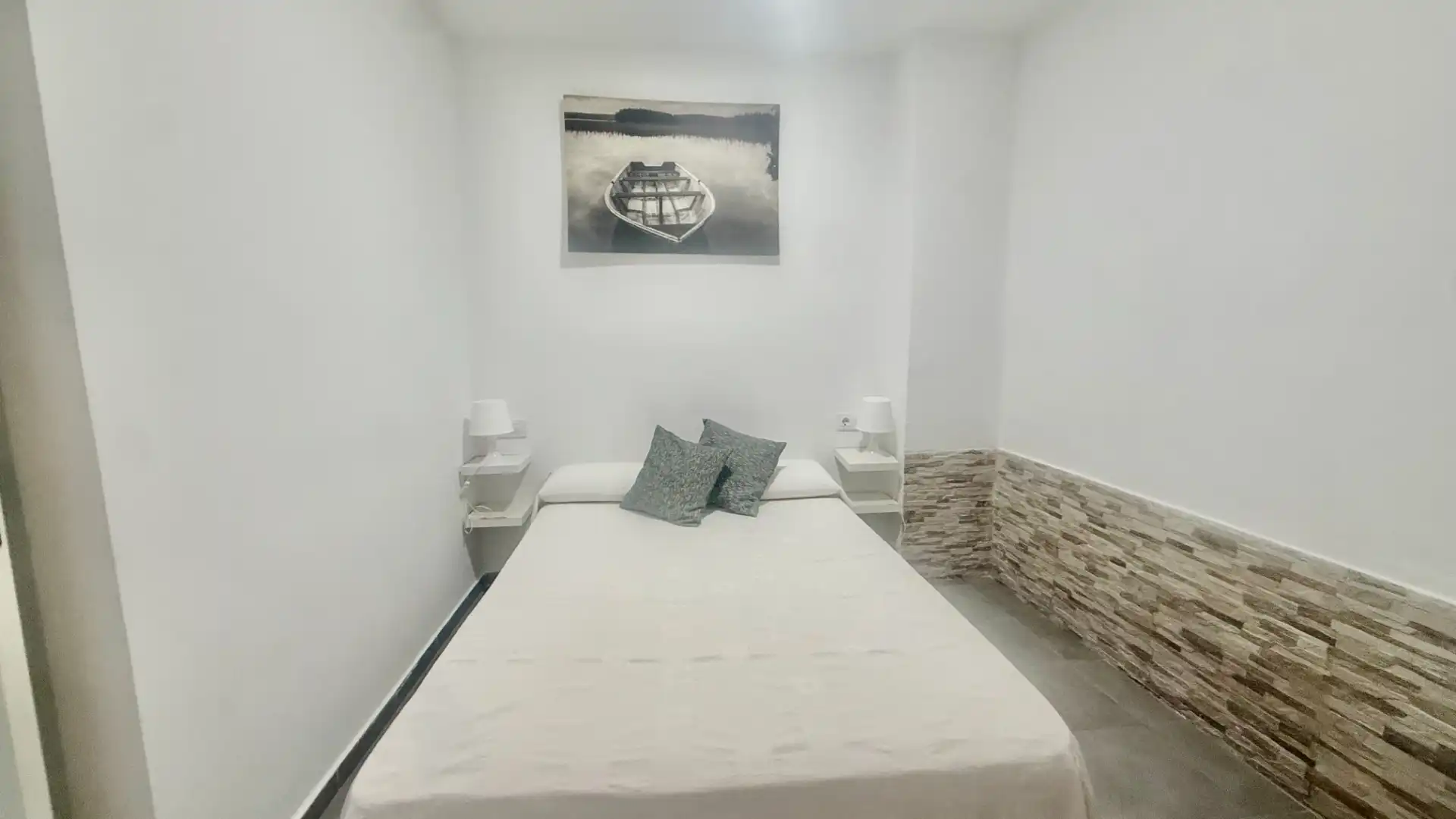 Schlafzimmer von Erdgeschoss zum Verkauf in Cádiz mit Klimaanlage, Möbliert und Waschmaschine