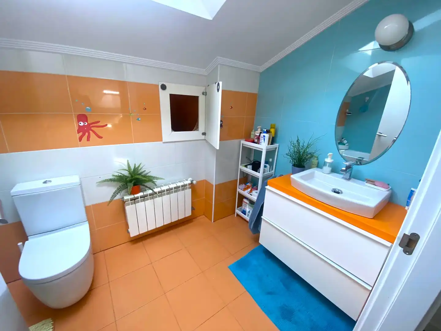 Bathroom of Houses for sale in Castro-Urdiales  with Heating, Private garden and Parquet flooring