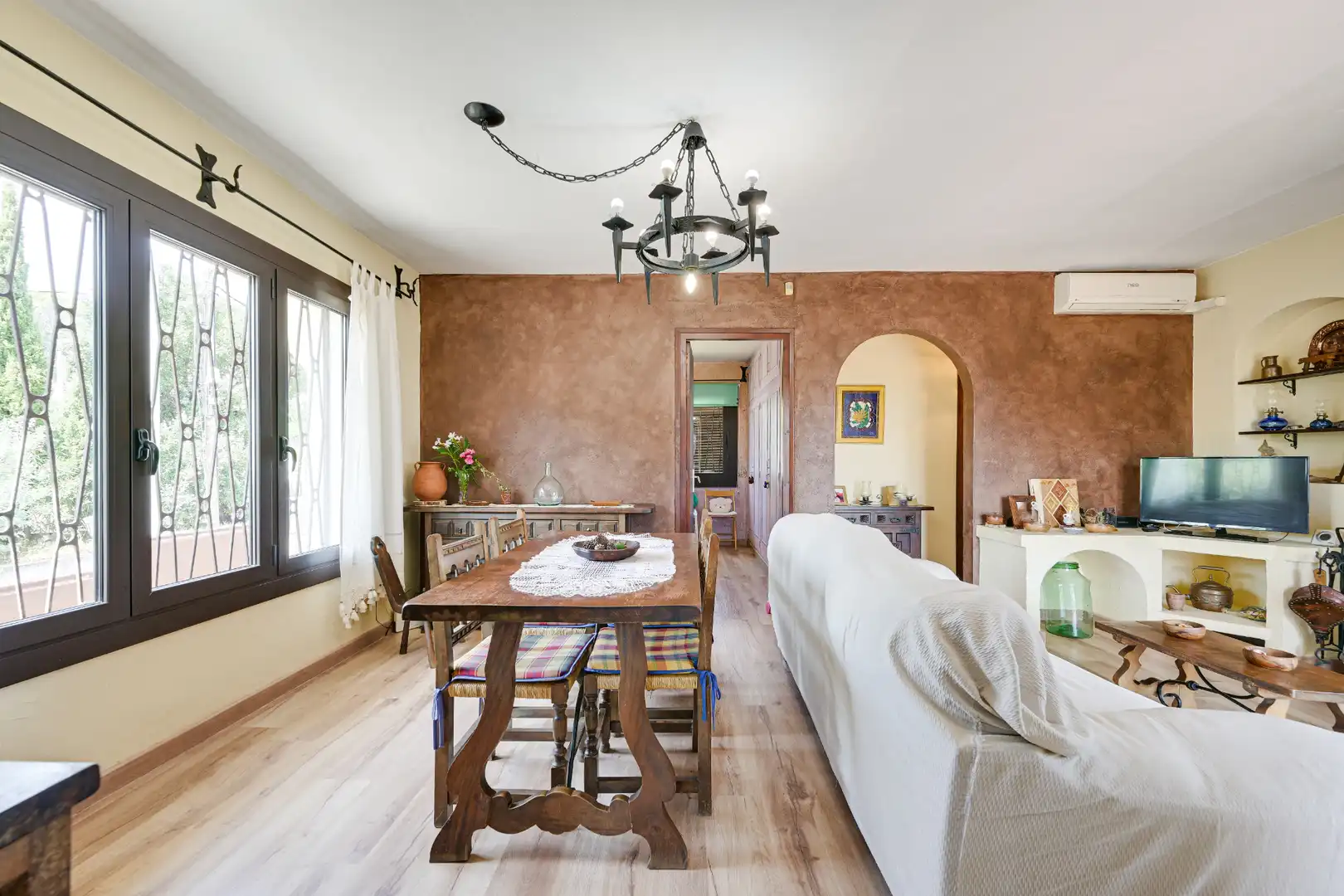 Menjador de Casa o xalet en venda en Vall-llobrega amb Aire condicionat, Calefacció i Jardí privat
