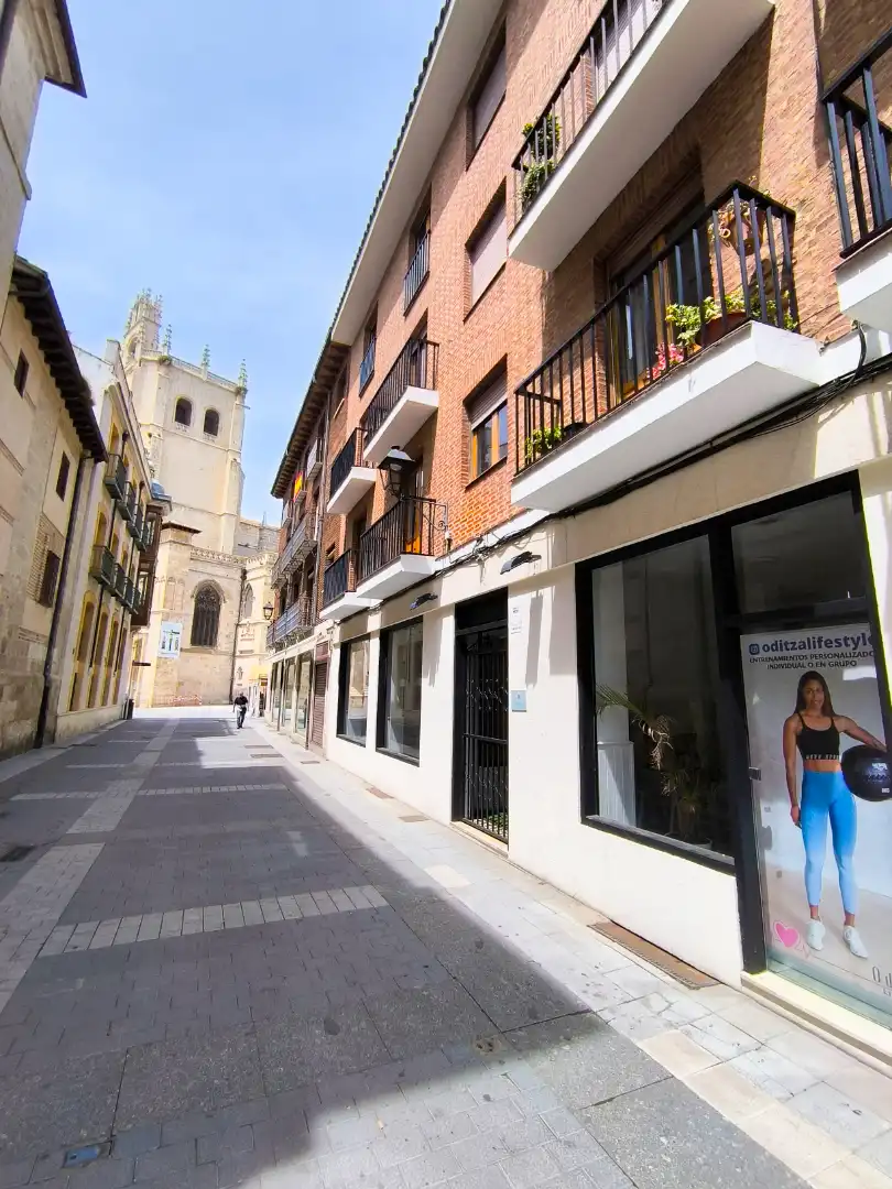 Local comercial en venda a Calle Jorge Manrique 2, imagen 4