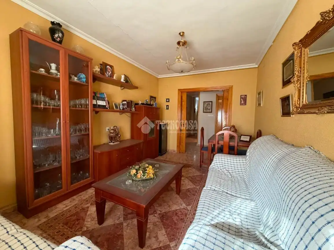 Wohnung mit Terrasse zum Verkauf in Torredonjimeno