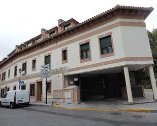 Exterior view of Duplex for sale in Griñón