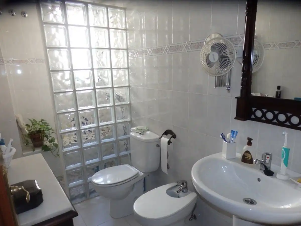 Baño de Dúplex en venta en Córdoba con Aire acondicionado, Trastero y Balcón