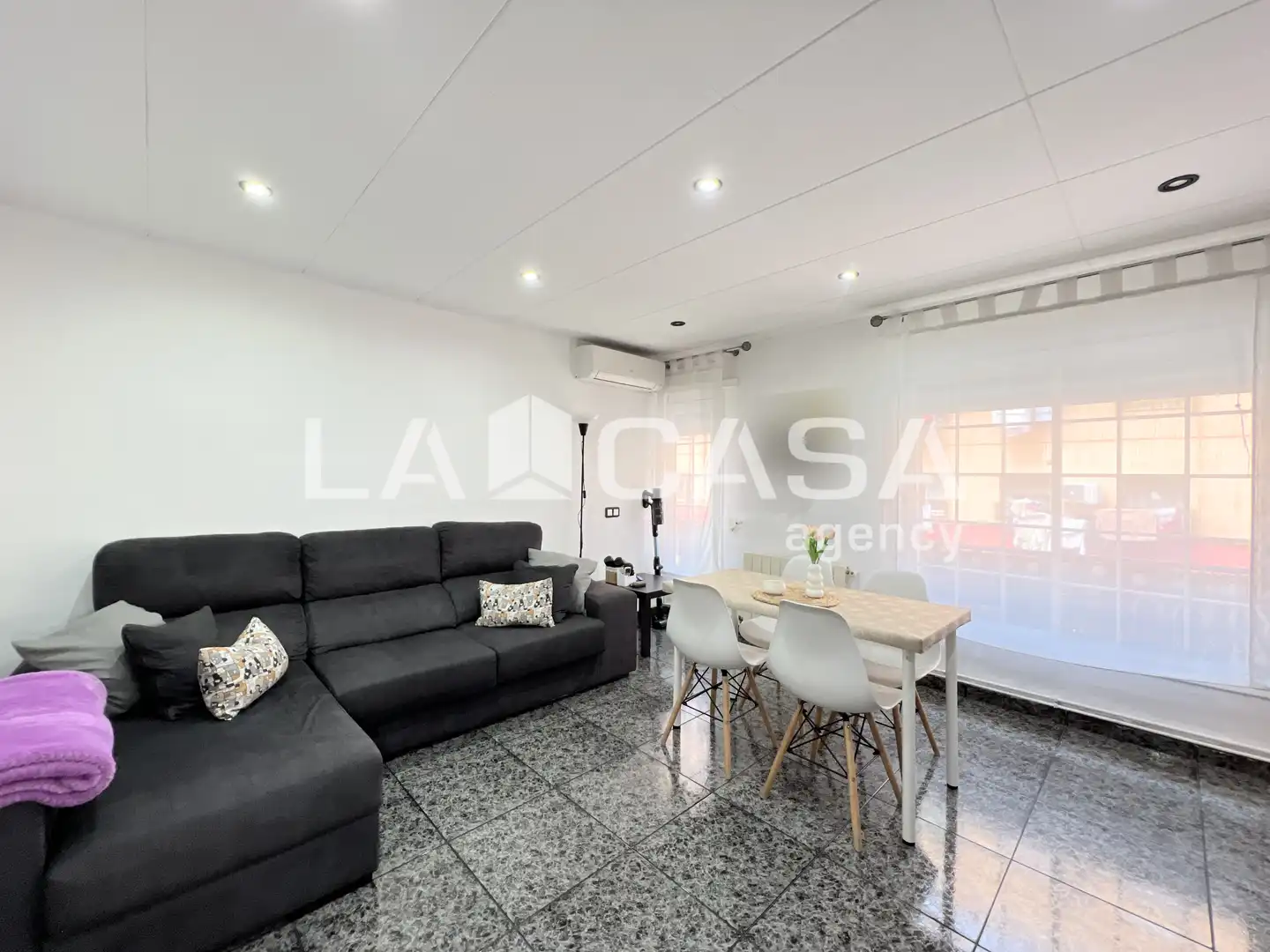 Flat with lift for sale in Artigues - Llefià, imagen 8