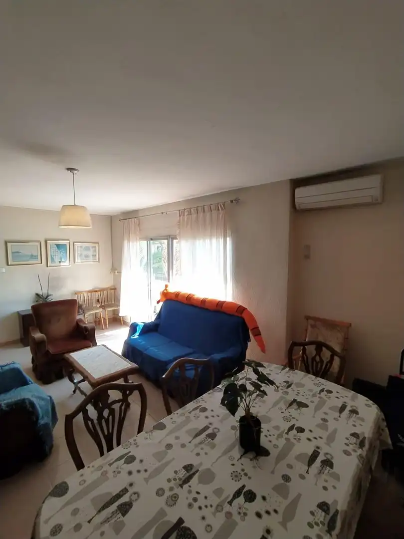 Sala de estar de Piso de alquiler en Almería con Amueblado y Balcón