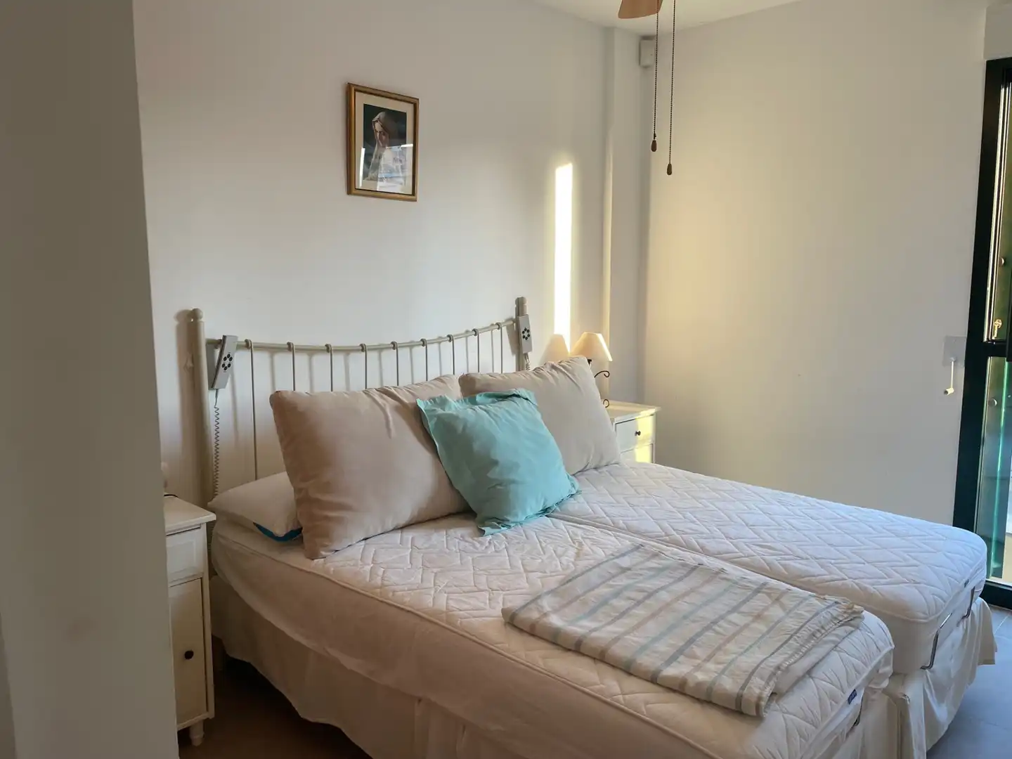 Schlafzimmer von Wohnungen zur Miete in Oliva mit Klimaanlage, Terrasse und Möbliert