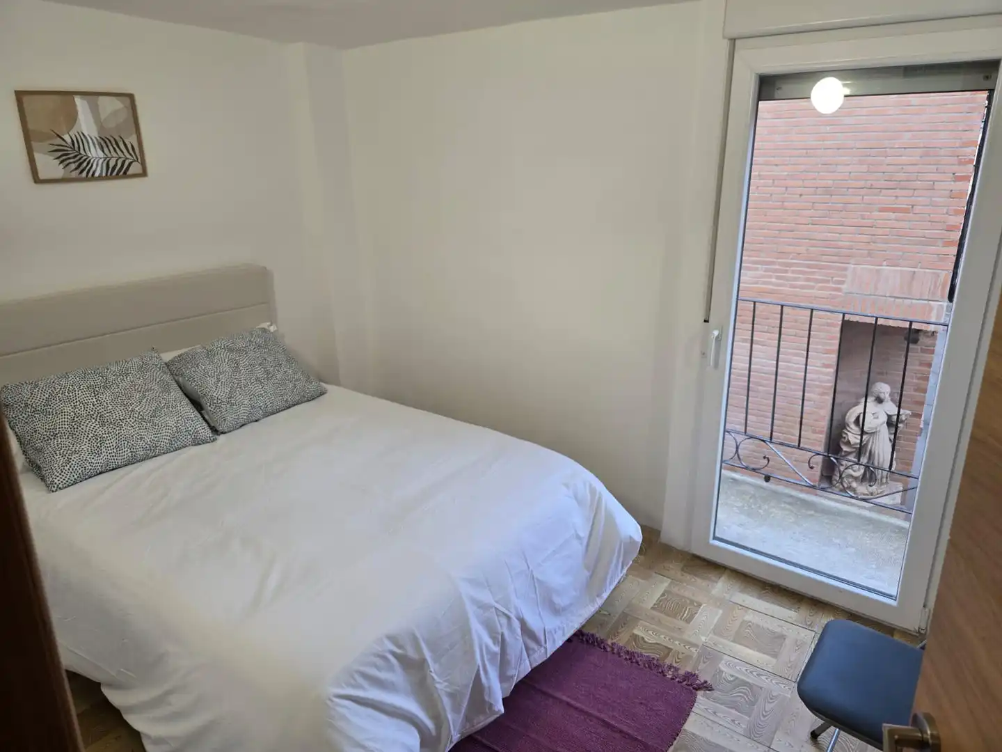 Habitación de Casa adosada de alquiler en Los Arcos con Aire acondicionado, Calefacción y Parquet