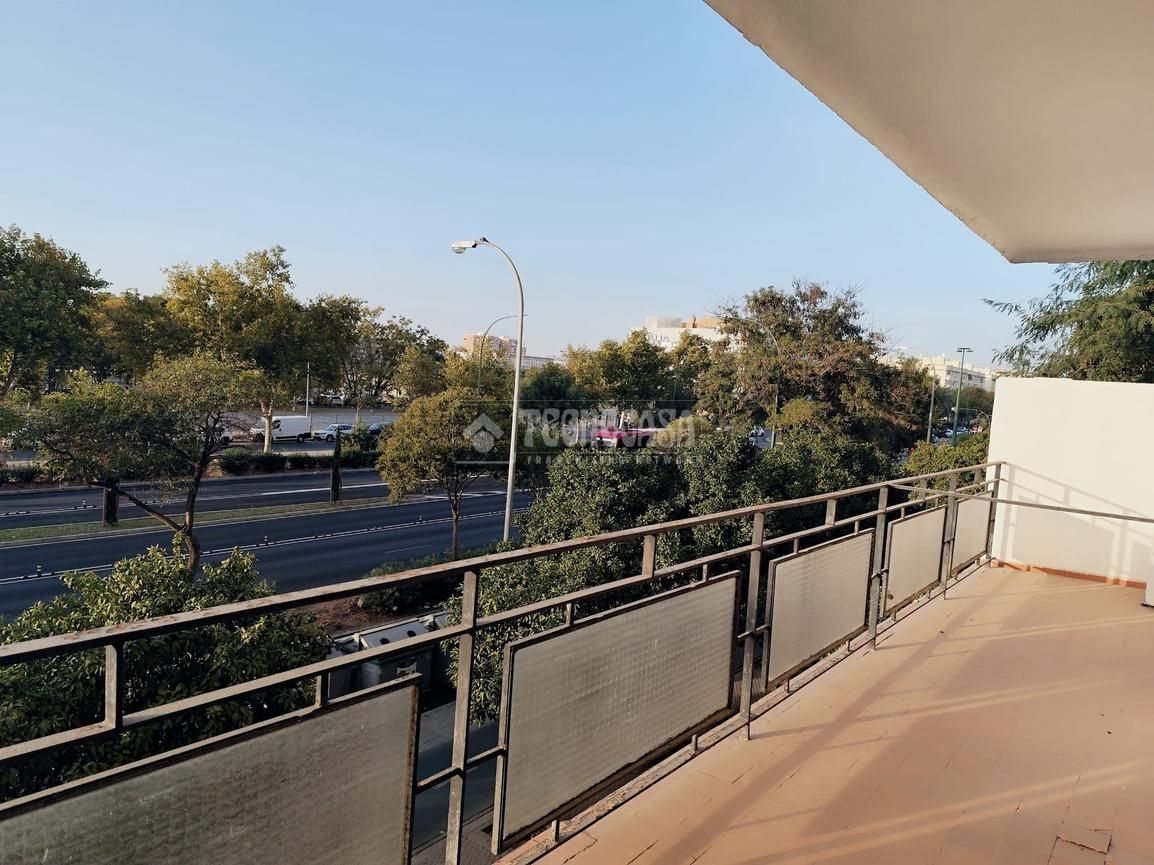 Flat for sale in Av. Kansas City, Parque Alcosa, Este - Alcosa- Torreblanca