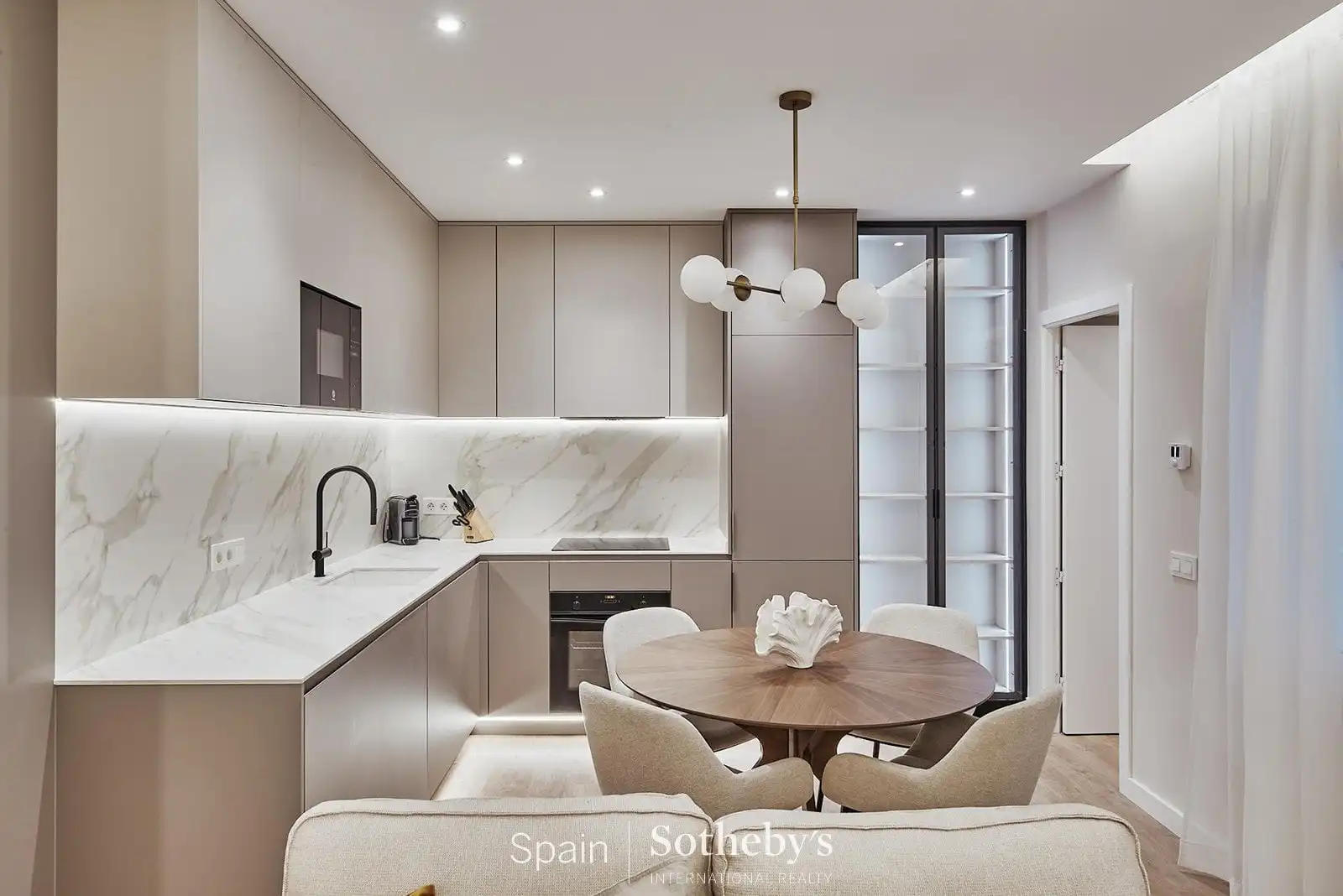 Apartamento con ascensor en venta en Calle Velázquez, imagen 2