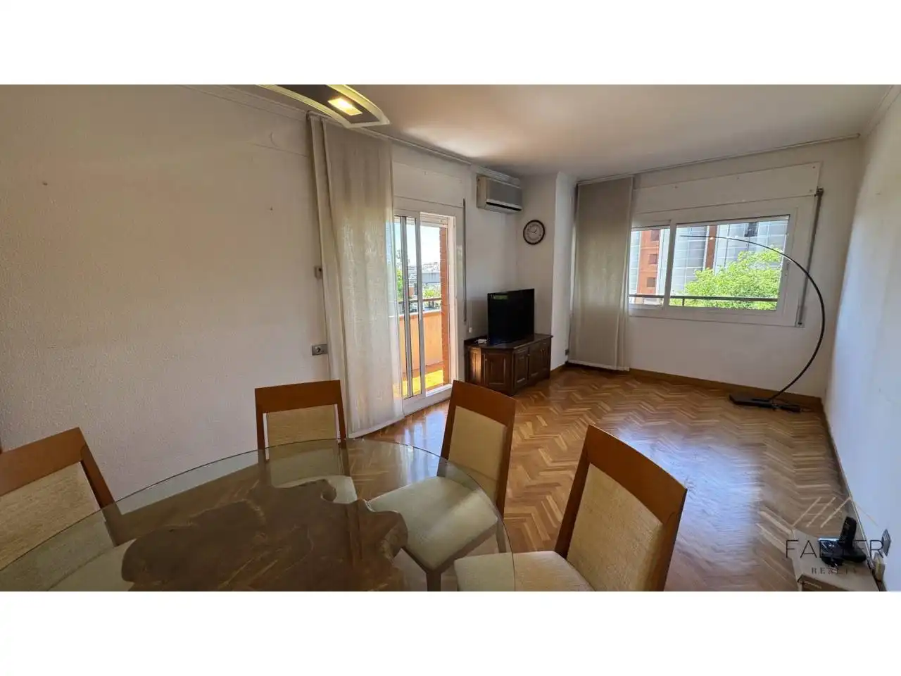Flat with terrace for sale in Carretera Collblanc, imagen 7