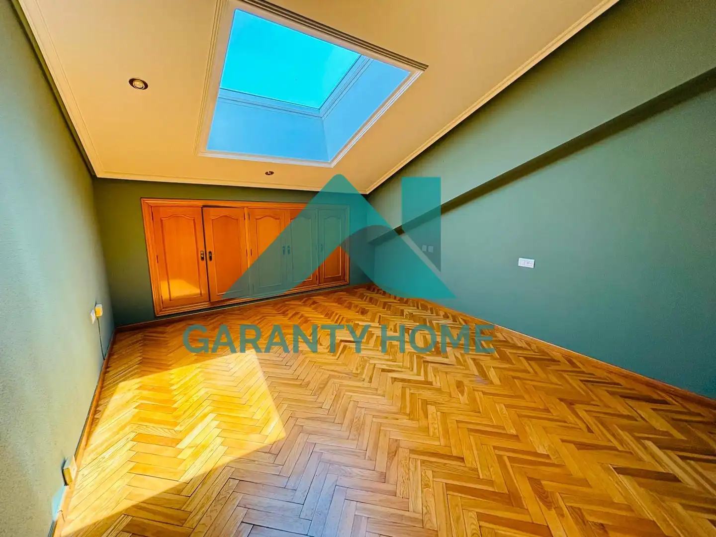 Dúplex de alquiler en Cáceres con Aire acondicionado, Calefacción y Parquet