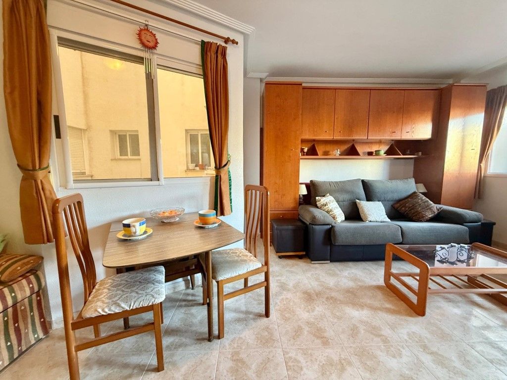 Living room of Apartment for sale in Torrevieja  with Air Conditioner, Swimming Pool and Furnished