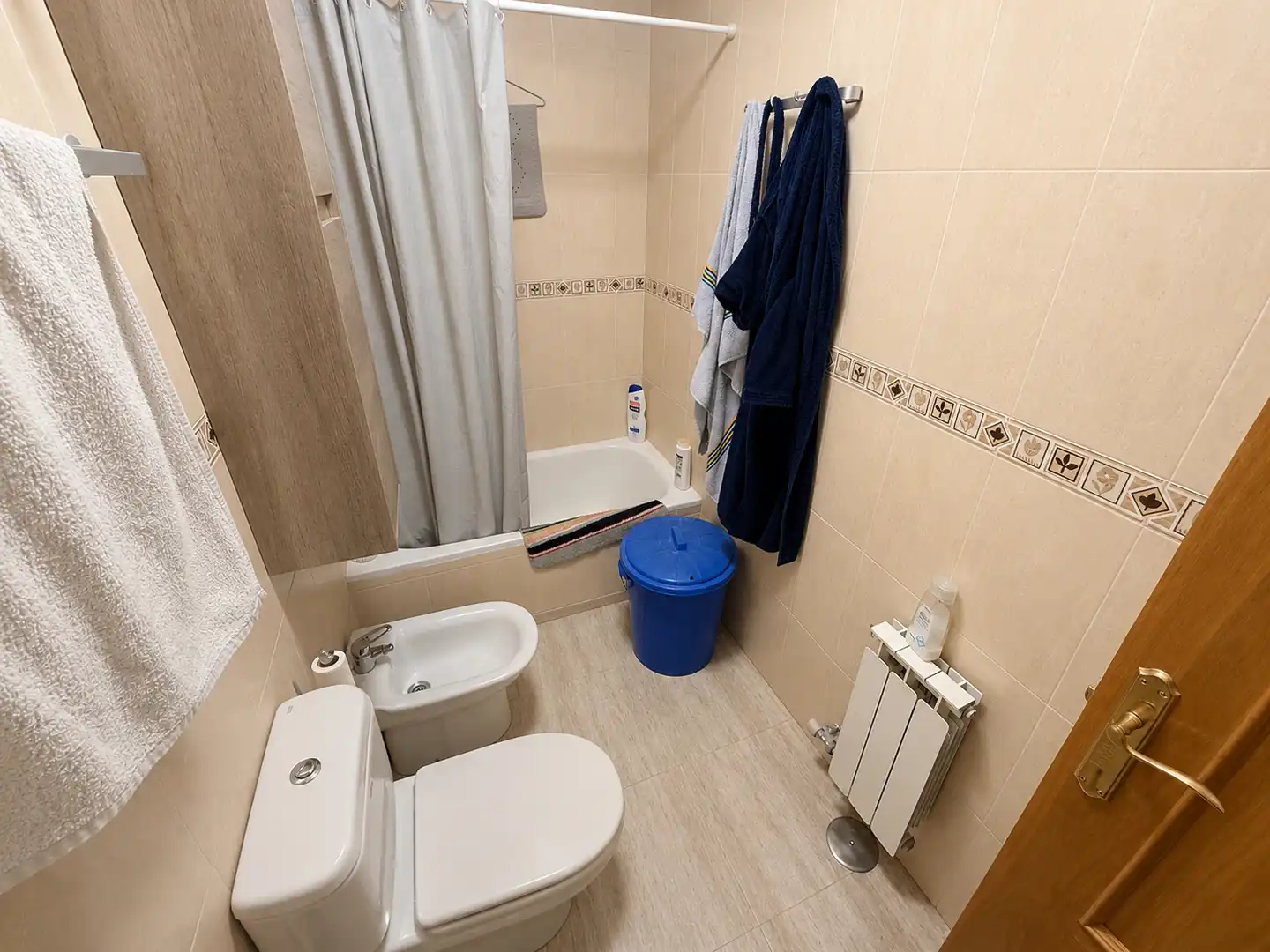 Flat with terrace for sale in Calle Ángel Izquierdo, imagen 2