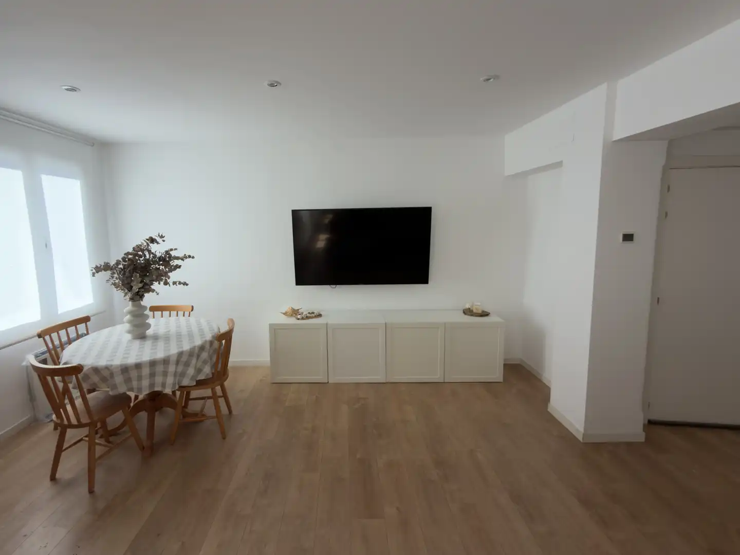 Sala d'estar de Pis en venda en Vigo  amb Terrassa i Balcó