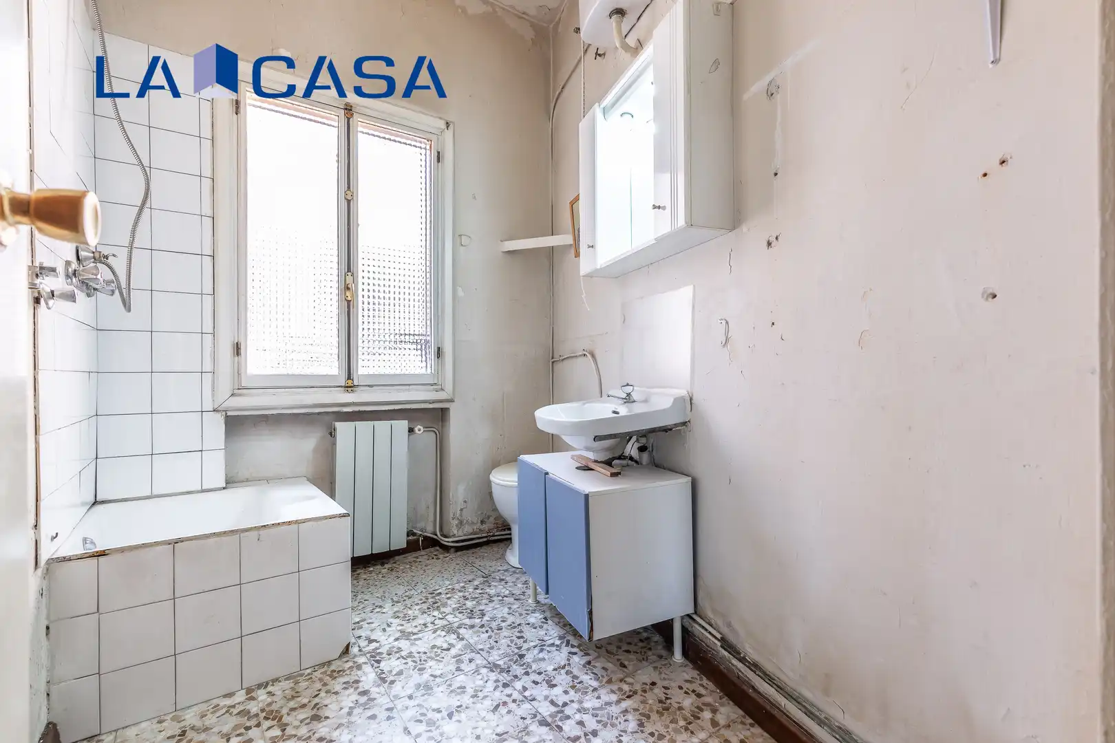 Habitación de Piso en venta en Madrid con Calefacción, Terraza y Trastero