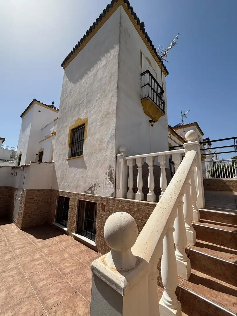 Maison mitoyenne avec piscine à vendre à Calle Calle Sagra, imagen 6