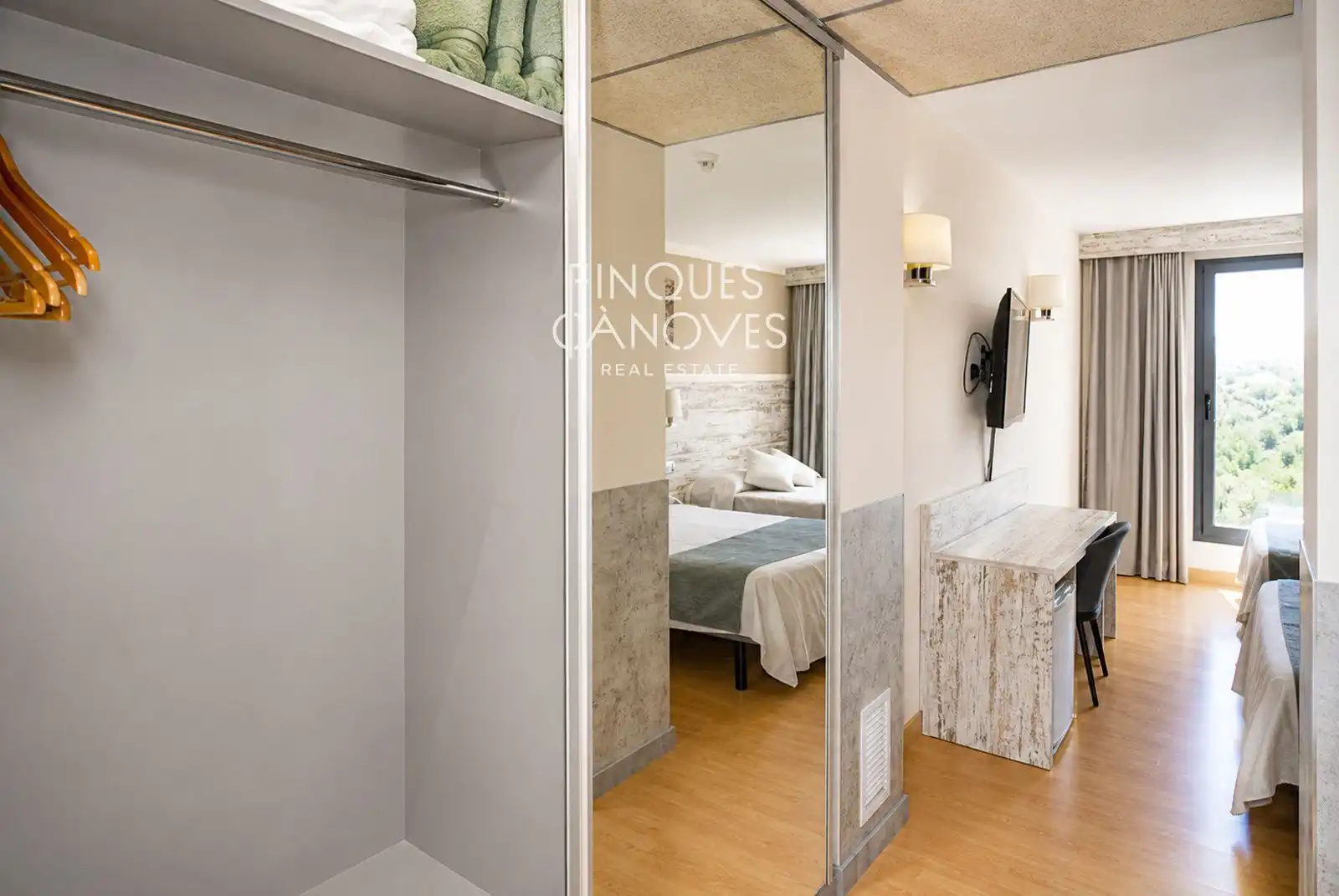 Dormitori de Edifici en venda en Girona